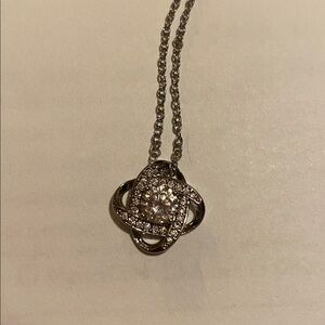 Love knot QZ Pendant Silver Tone Necklace